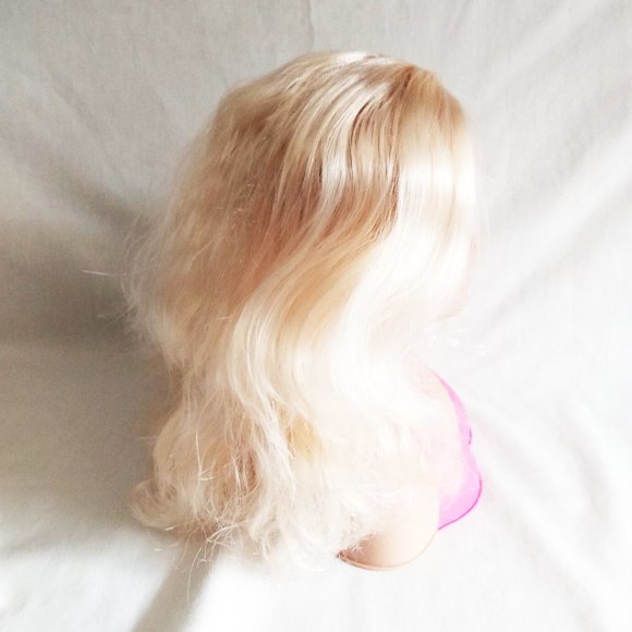 2011-2013 Mattel Barbie Styling Head and Accessories-Platinum Blond-7" - Picture 4 of 11
